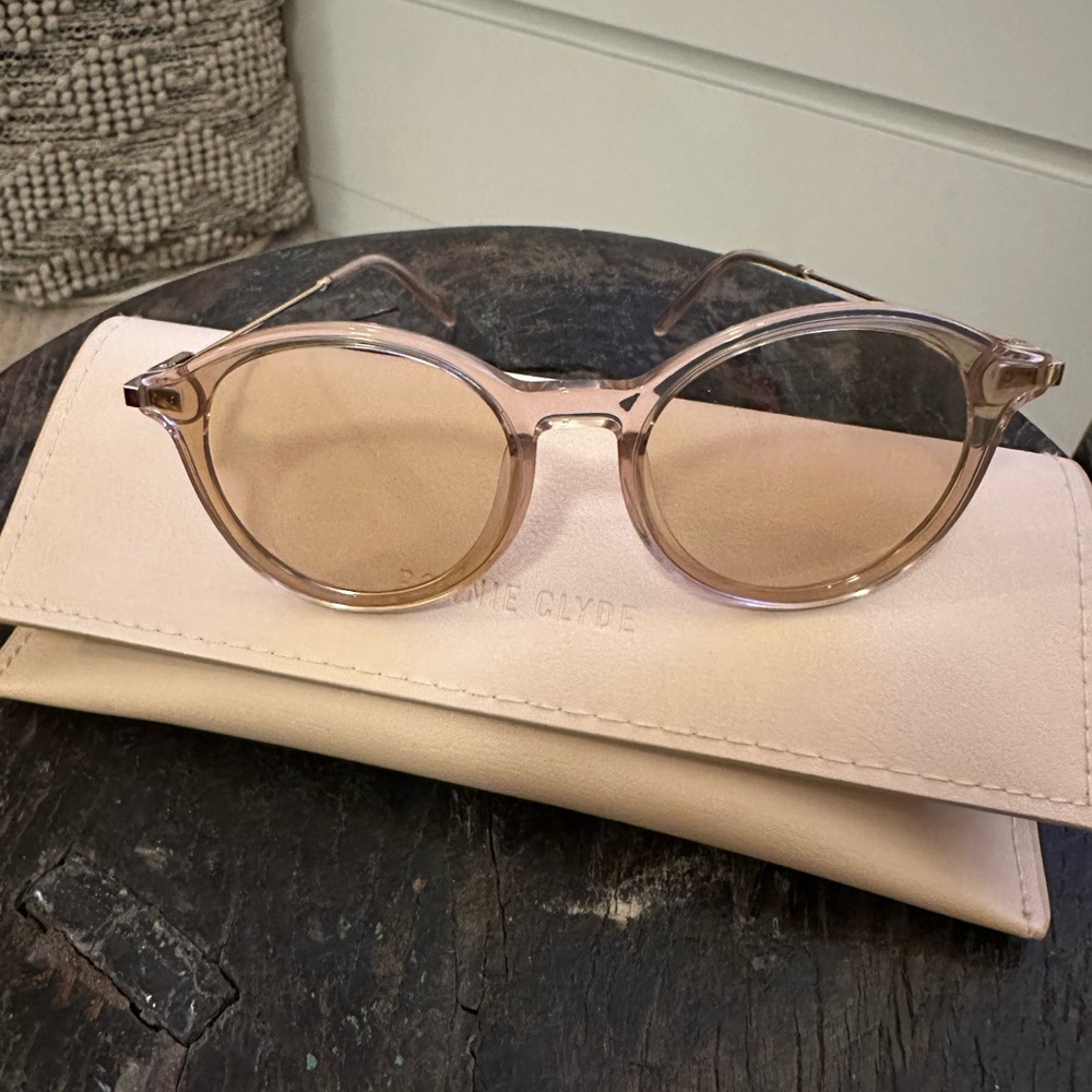 Blush-Colored Glasses Accessories with Stylish Design and Comfortable Fit